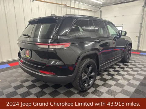 Another view of 2024 Jeep Grand Cherokee Limited for sale in Bridgeport, NY at Bridgeland Auto Brokers