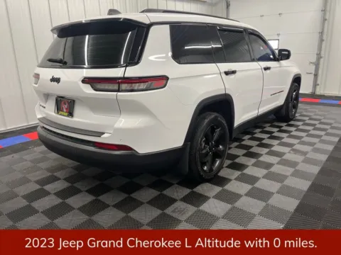 Another view of 2023 Jeep Grand Cherokee L Altitude for sale in Bridgeport, NY at Bridgeland Auto Brokers