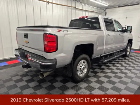 Another view of 2019 Chevrolet Silverado 2500HD LT for sale in Bridgeport, NY at Bridgeland Auto Brokers