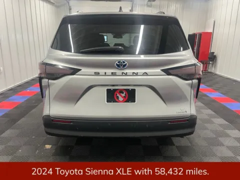 Another view of 2024 Toyota Sienna XLE for sale in Bridgeport, NY at Bridgeland Auto Brokers
