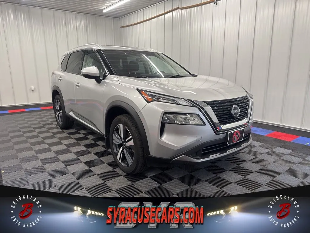 Silver 2023 Nissan Rogue SL for sale in Bridgeport, NY