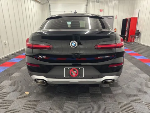 Another view of 2025 BMW X4 xDrive30i for sale in Bridgeport, NY at Bridgeland Auto Brokers
