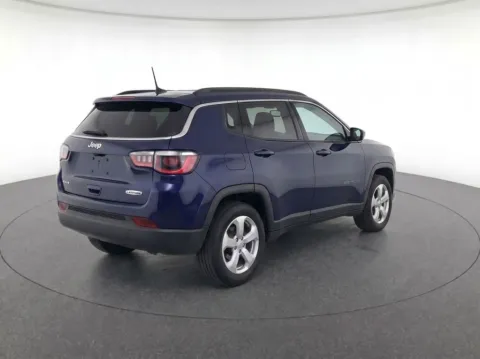 More photos of 2021 Jeep Compass Latitude at Bridgeland Auto Brokers, NY