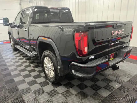More photos of 2022 GMC Sierra 2500HD Denali at Bridgeland Auto Brokers, NY
