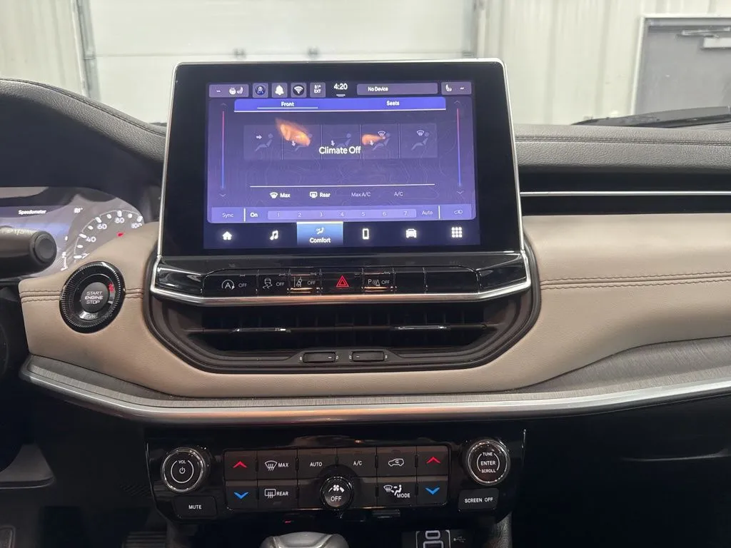 2025 Jeep Compass Limited - Photo 13
