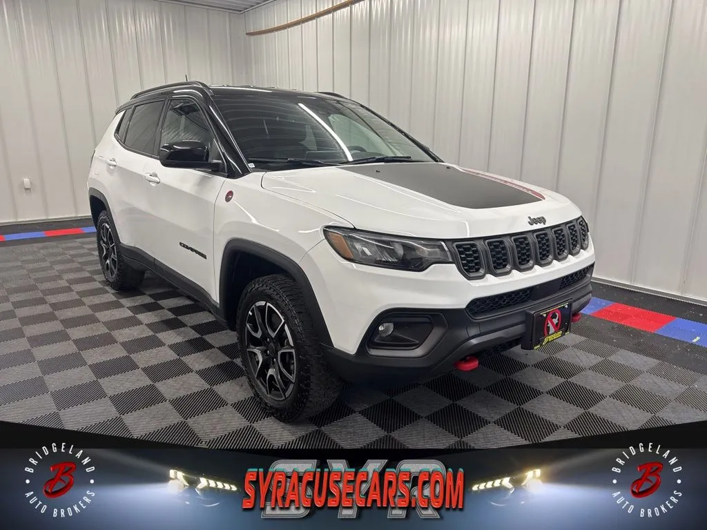 White 2025 Jeep Compass Trailhawk for sale in Bridgeport, NY