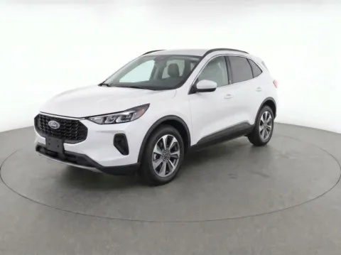 More photos of 2025 Ford Escape Platinum at Bridgeland Auto Brokers, NY