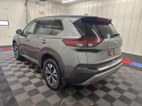 More photos of 2021 Nissan Rogue SV at Bridgeland Auto Brokers, NY