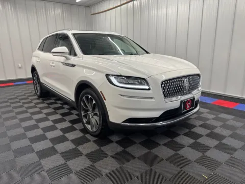 Photos of 2023 Lincoln Nautilus Reserve for sale in Bridgeport, NY at Bridgeland Auto Brokers