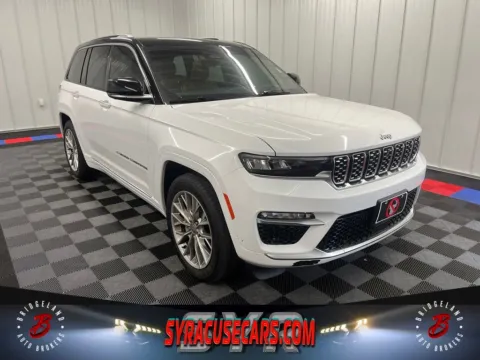 White 2022 Jeep Grand Cherokee Summit for sale in Bridgeport, NY