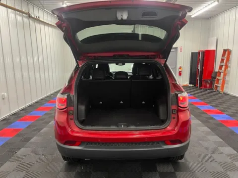 More photos of 2025 Jeep Compass Limited at Bridgeland Auto Brokers, NY