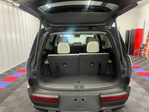 More photos of 2024 Hyundai Santa Fe Hybrid SEL at Bridgeland Auto Brokers, NY