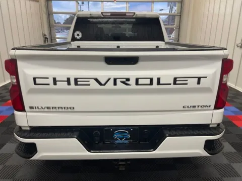 More photos of 2021 Chevrolet Silverado 1500 Custom at Bridgeland Auto Brokers, NY