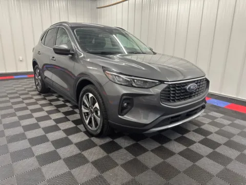 Photos of 2025 Ford Escape Platinum for sale in Bridgeport, NY at Bridgeland Auto Brokers