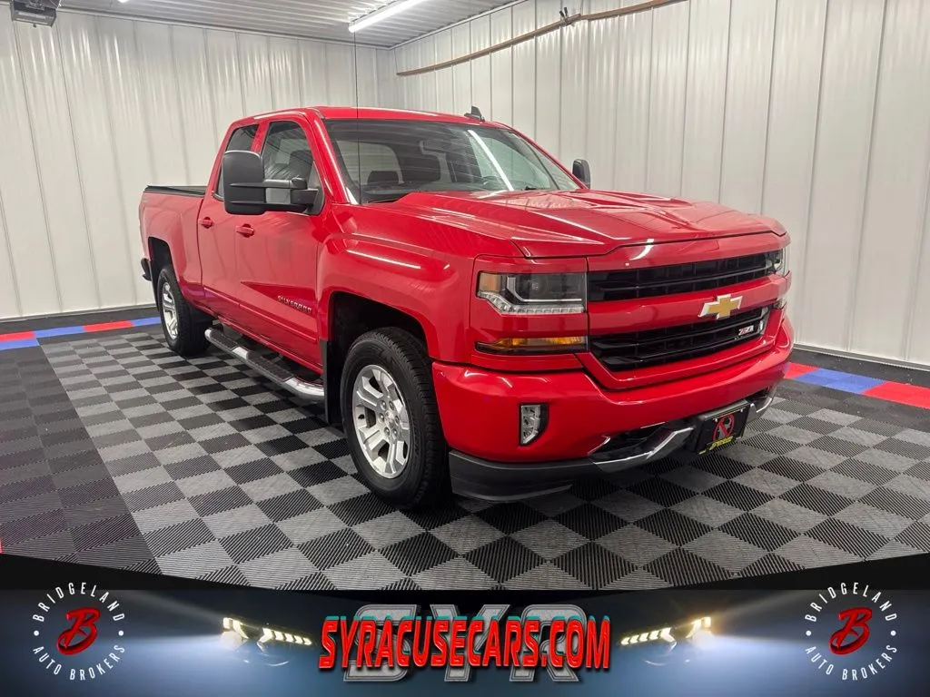 Red 2017 Chevrolet Silverado 1500 LT for sale in Bridgeport, NY