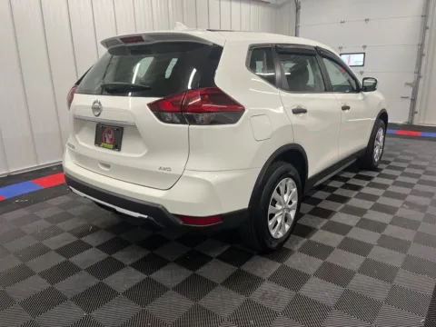 Photos of 2019 Nissan Rogue S for sale in Bridgeport, NY at Bridgeland Auto Brokers
