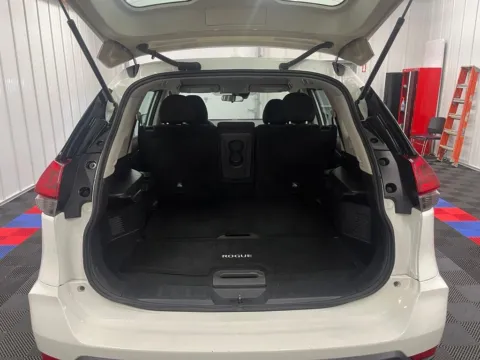 More photos of 2019 Nissan Rogue S at Bridgeland Auto Brokers, NY