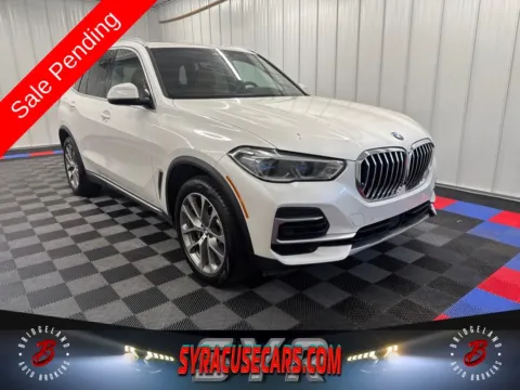 White 2023 BMW X5 xDrive40i for sale in Bridgeport, NY
