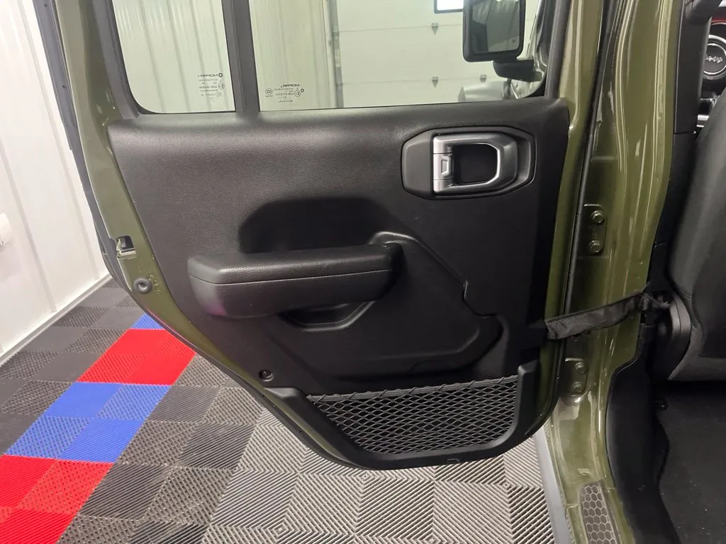 2021 Jeep Wrangler Unlimited Rubicon - Photo 20
