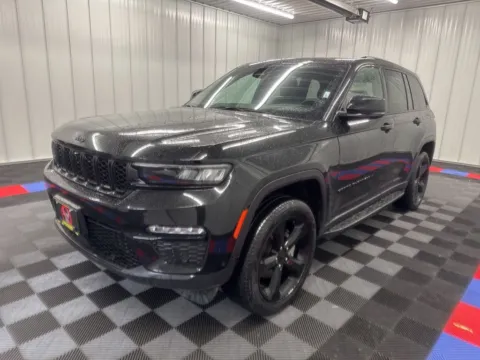 More photos of 2024 Jeep Grand Cherokee Limited at Bridgeland Auto Brokers, NY