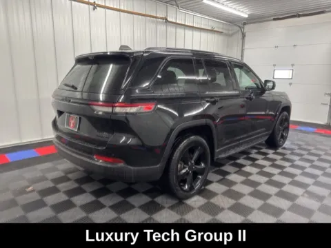 More photos of 2024 Jeep Grand Cherokee Limited at Bridgeland Auto Brokers, NY