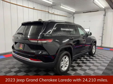 Another view of 2023 Jeep Grand Cherokee Laredo for sale in Bridgeport, NY at Bridgeland Auto Brokers