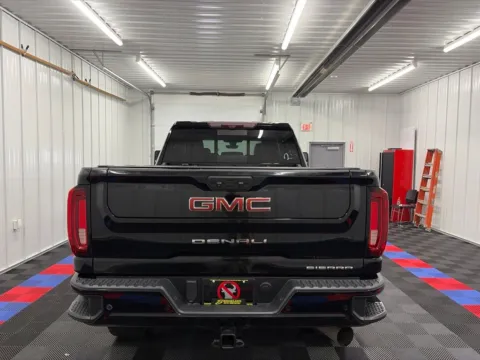 More photos of 2021 GMC Sierra 2500 HD Denali at Bridgeland Auto Brokers, NY