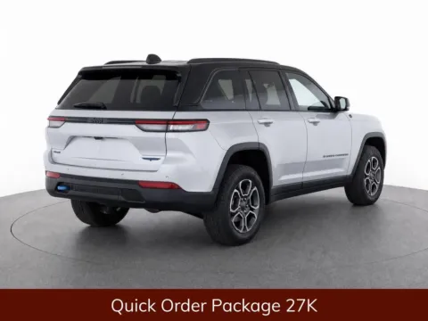More photos of 2022 Jeep Grand Cherokee Trailhawk 4xe at Bridgeland Auto Brokers, NY