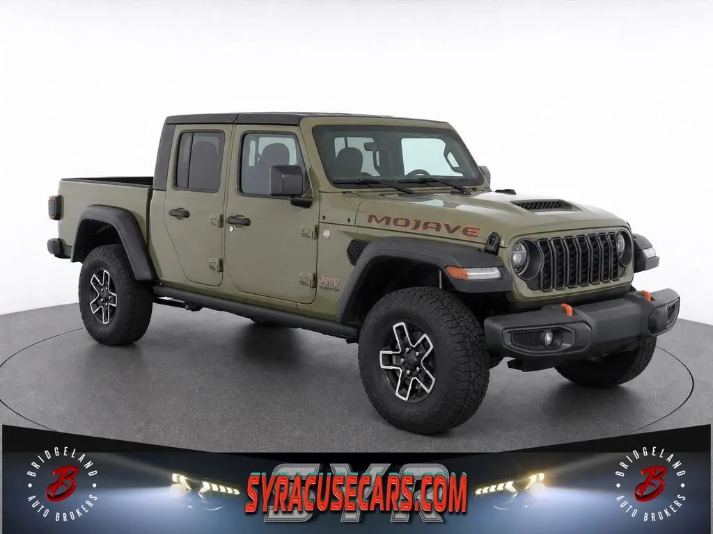 2026 Jeep Gladiator Mojave Auto's photo