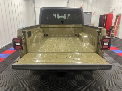 More photos of 2026 Jeep Gladiator Mojave at Bridgeland Auto Brokers, NY