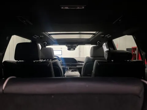 More photos of 2022 Cadillac Escalade ESV Sport at Bridgeland Auto Brokers, NY
