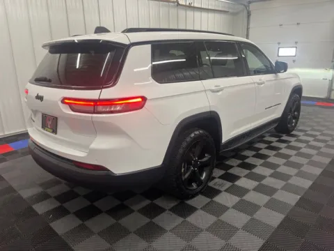 Another view of 2022 Jeep Grand Cherokee L Altitude for sale in Bridgeport, NY at Bridgeland Auto Brokers
