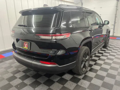 Another view of 2024 Jeep Grand Cherokee L Limited for sale in Bridgeport, NY at Bridgeland Auto Brokers