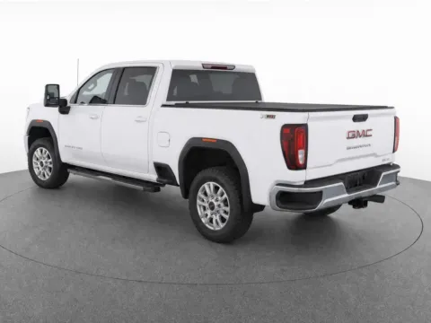 More photos of 2020 GMC Sierra 2500HD SLE at Bridgeland Auto Brokers, NY