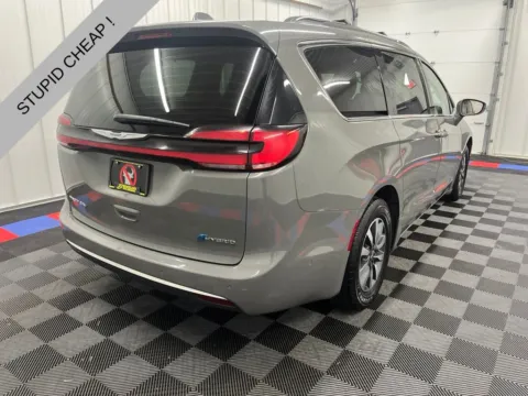Photos of 2021 Chrysler Pacifica Hybrid Touring L for sale in Bridgeport, NY at Bridgeland Auto Brokers