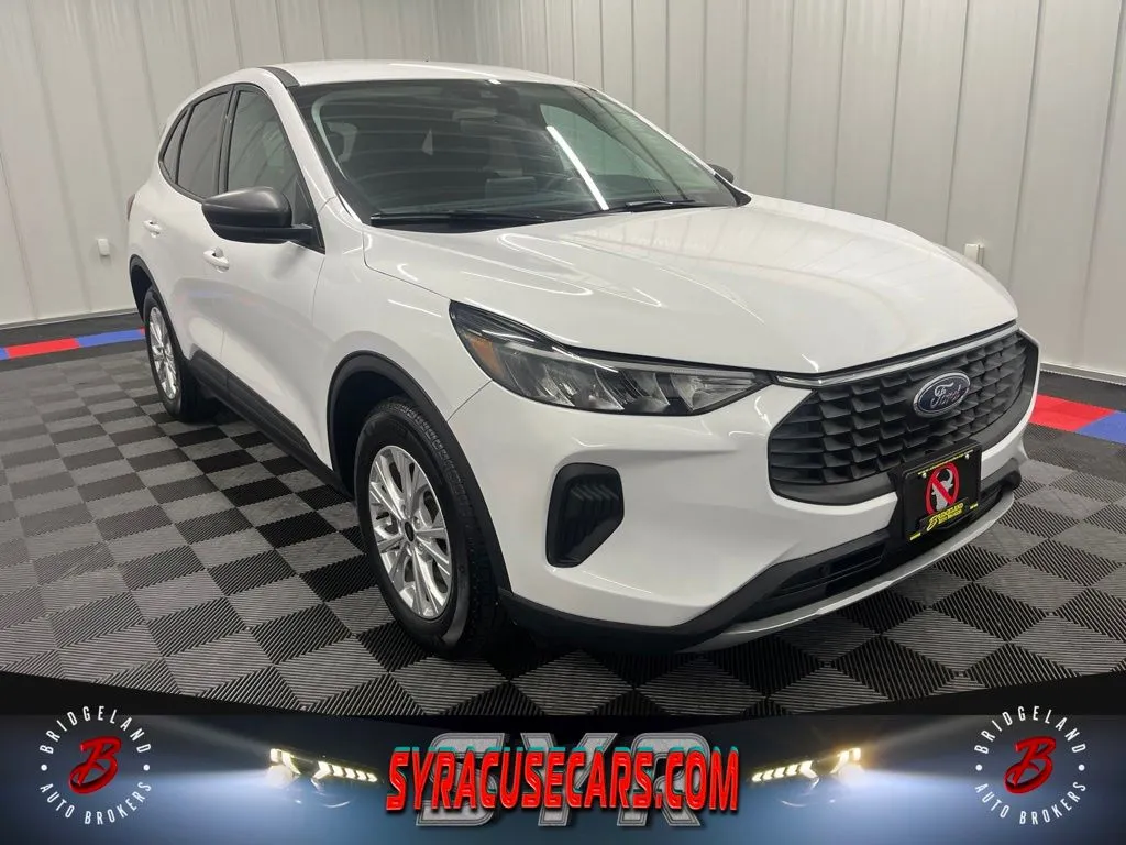 White 2025 Ford Escape Active for sale in Bridgeport, NY