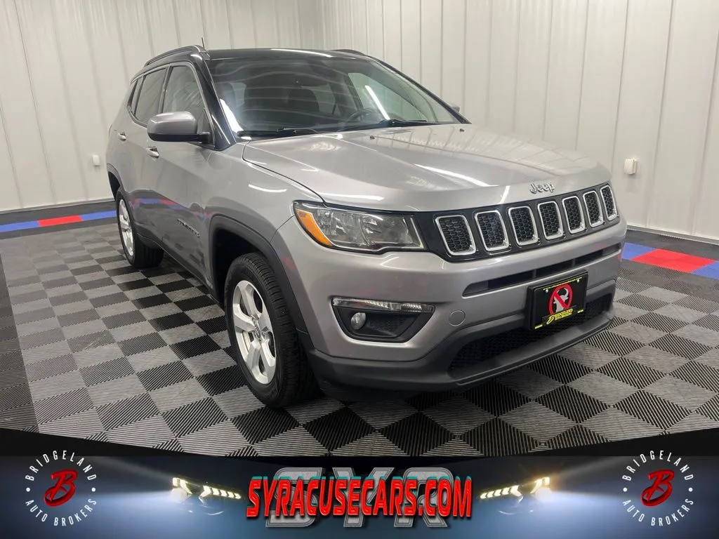 Silver 2018 Jeep Compass Latitude for sale in Bridgeport, NY