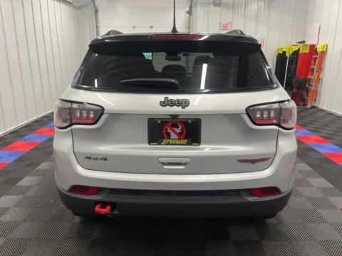 More photos of 2025 Jeep Compass Trailhawk at Bridgeland Auto Brokers, NY