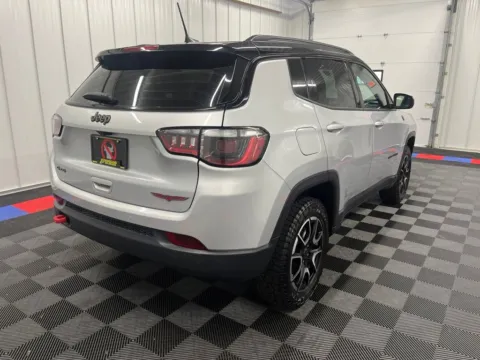 Another view of 2025 Jeep Compass Trailhawk for sale in Bridgeport, NY at Bridgeland Auto Brokers