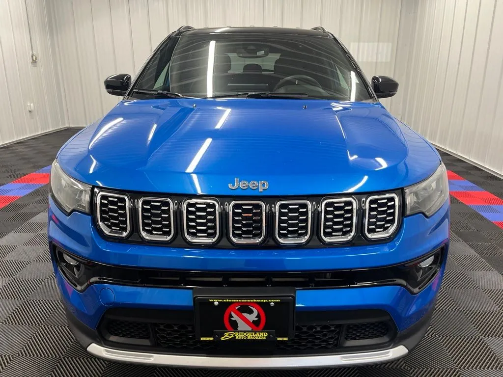 2025 Jeep Compass Limited - Photo 9