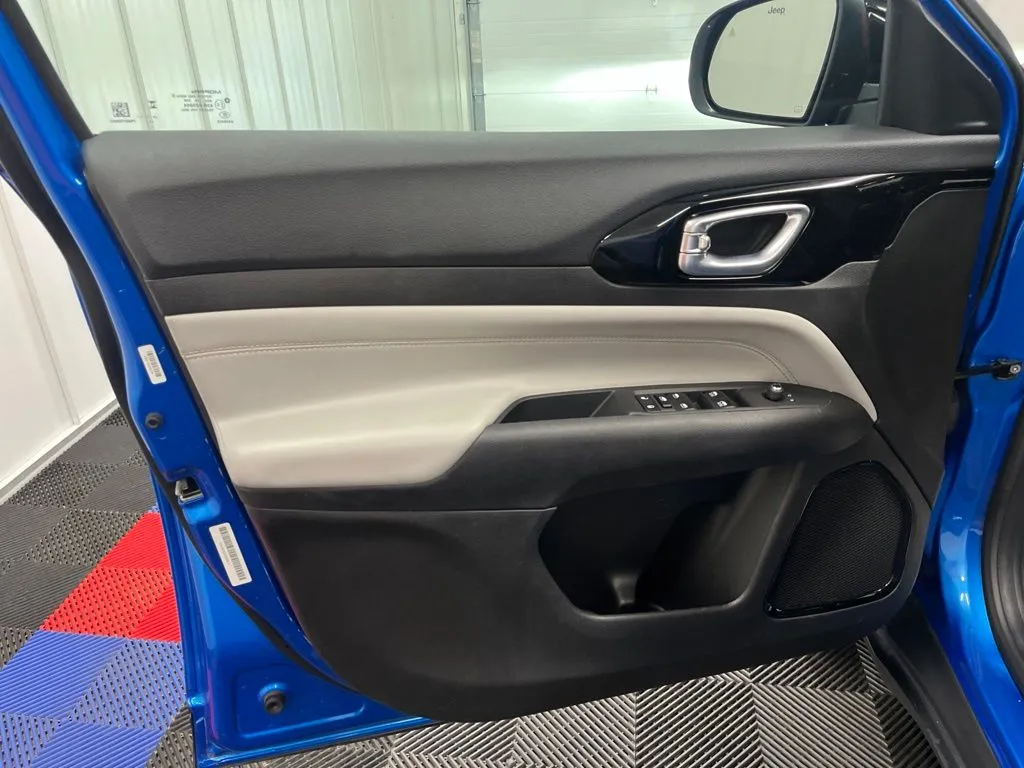 2025 Jeep Compass Limited - Photo 20