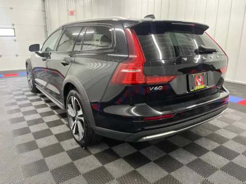More photos of 2025 Volvo V60 Cross Country B5 Plus at Bridgeland Auto Brokers, NY