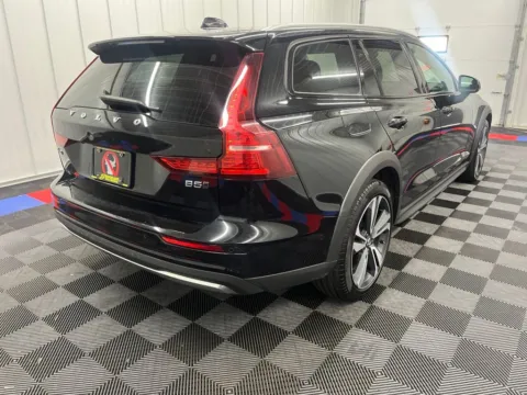 Photos of 2025 Volvo V60 Cross Country B5 Plus for sale in Bridgeport, NY at Bridgeland Auto Brokers