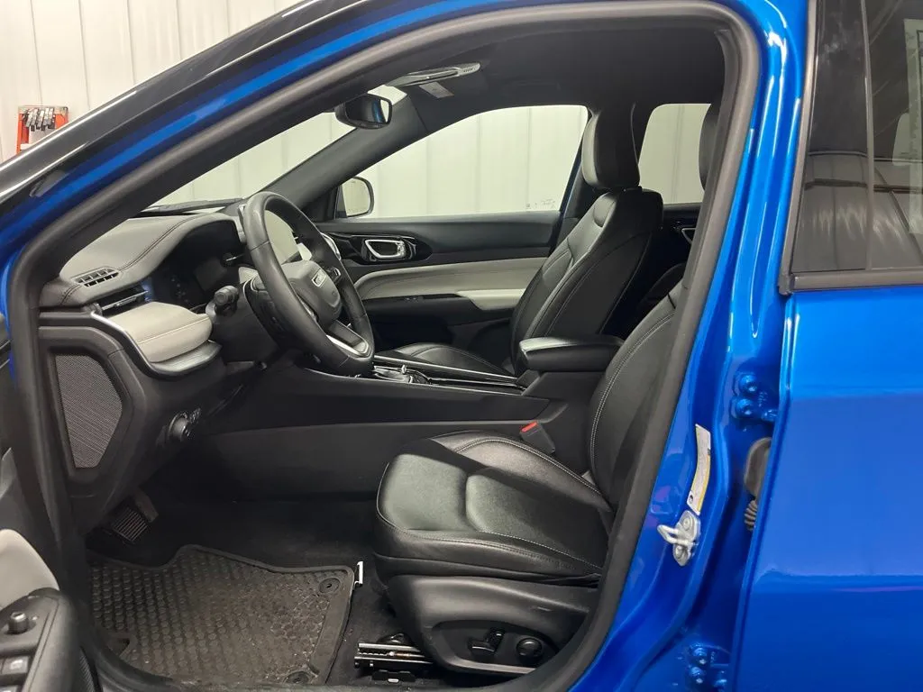 2025 Jeep Compass Limited - Photo 19