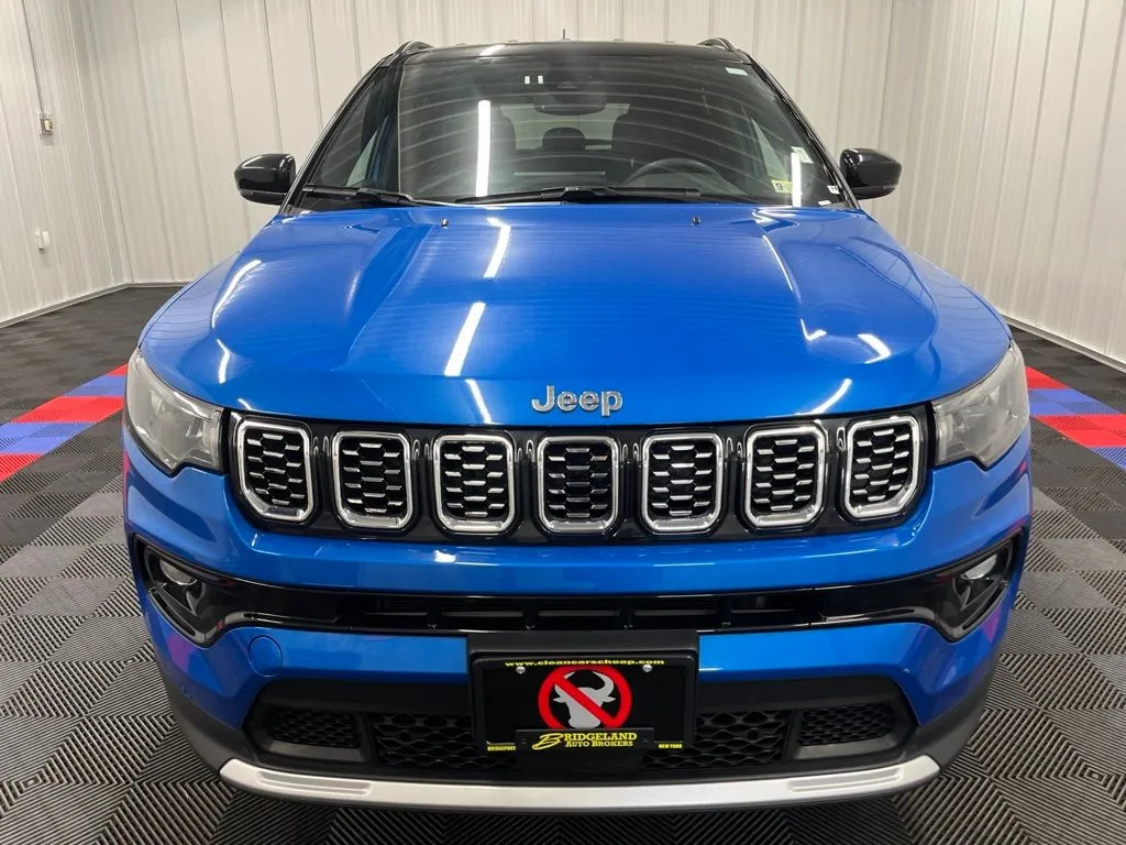 2025 Jeep Compass Limited - Photo 9