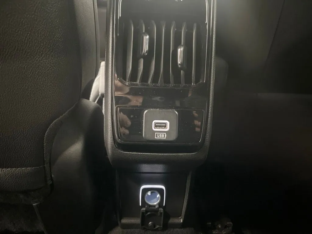 2025 Jeep Compass Limited - Photo 27