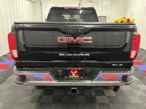 More photos of 2022 GMC Sierra 2500 HD SLE at Bridgeland Auto Brokers, NY