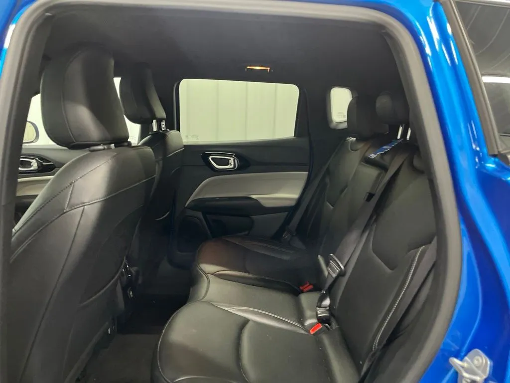 2025 Jeep Compass Limited - Photo 16