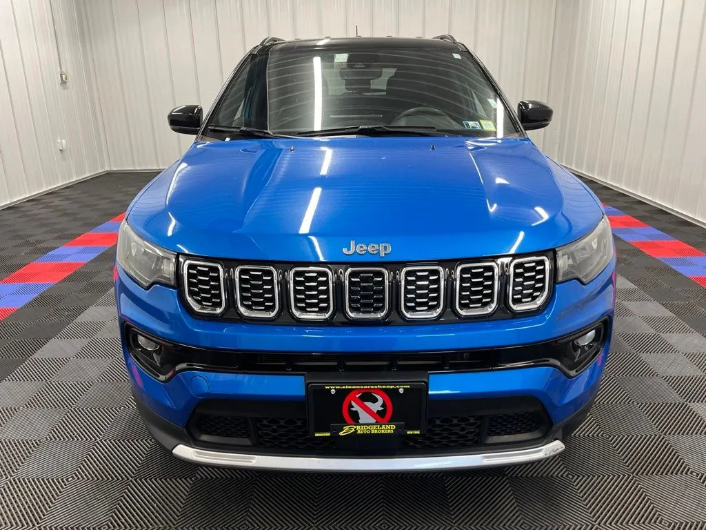 2025 Jeep Compass Limited - Photo 9