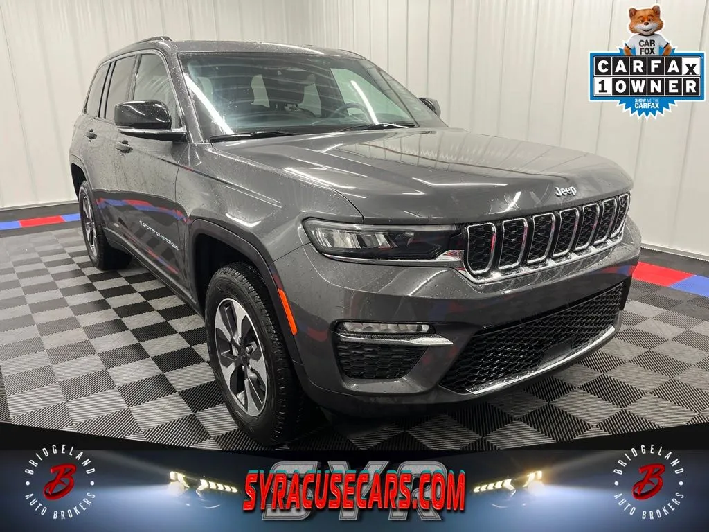 Gray 2024 Jeep Grand Cherokee 4xe for sale in Bridgeport, NY